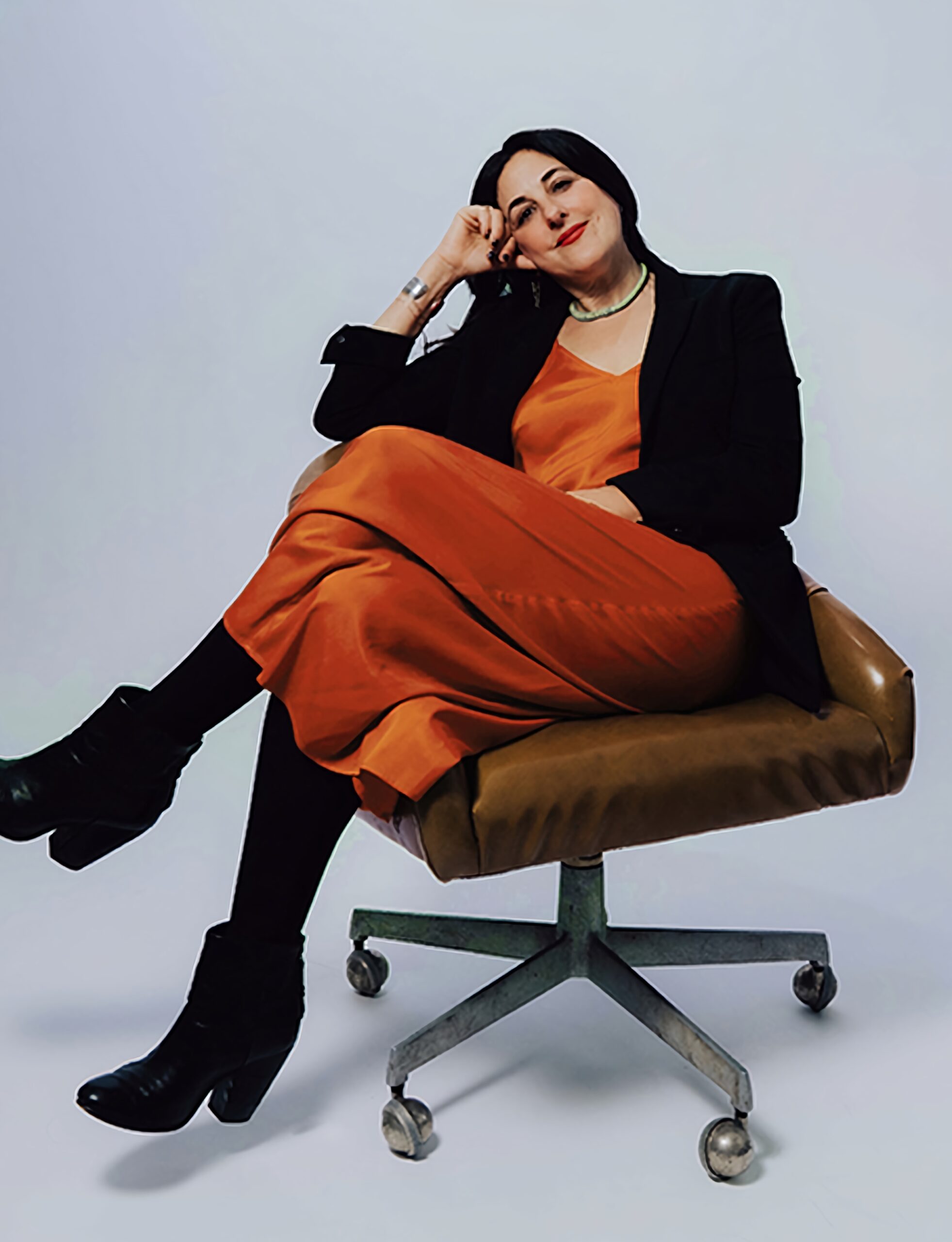 Joanna-Studio-Portraits--19-(1) 3_LE_upscale_gentle_x4_LE_upscale_gentle